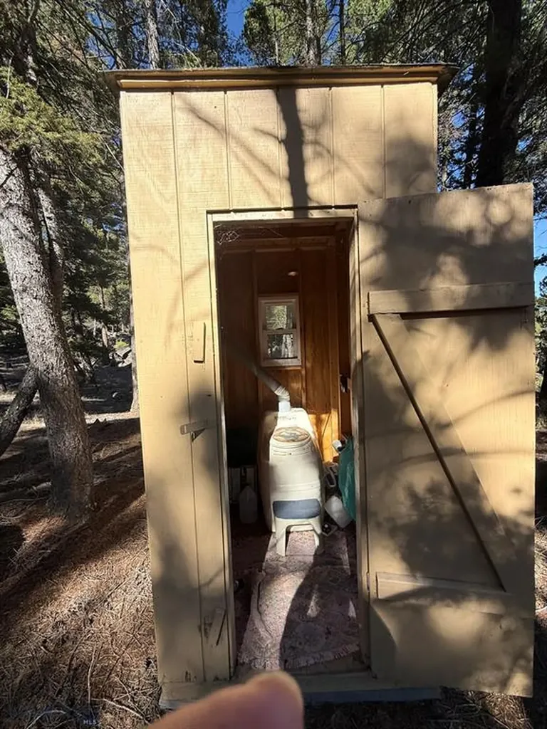 91 Upper Rader Creek Road Whitehall MT 59759