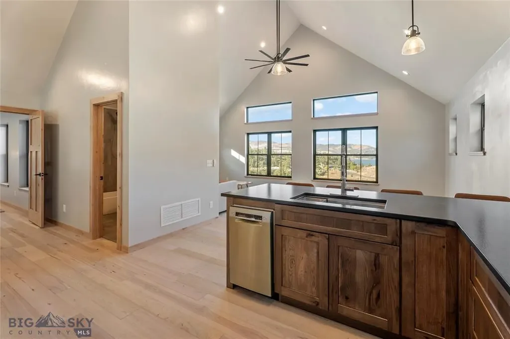 4115 Sawmill Gulch Road Helena MT 59602