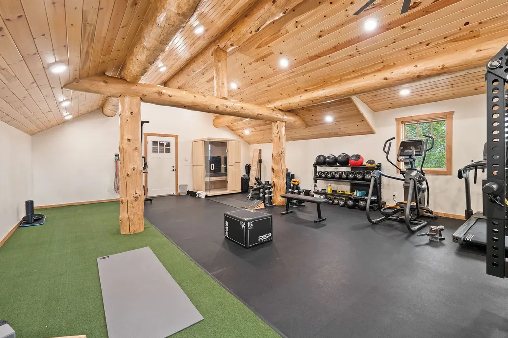 395 Buffalo Lane Somers MT 59932