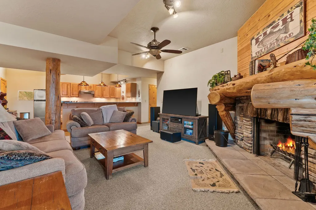 395 Buffalo Lane Somers MT 59932