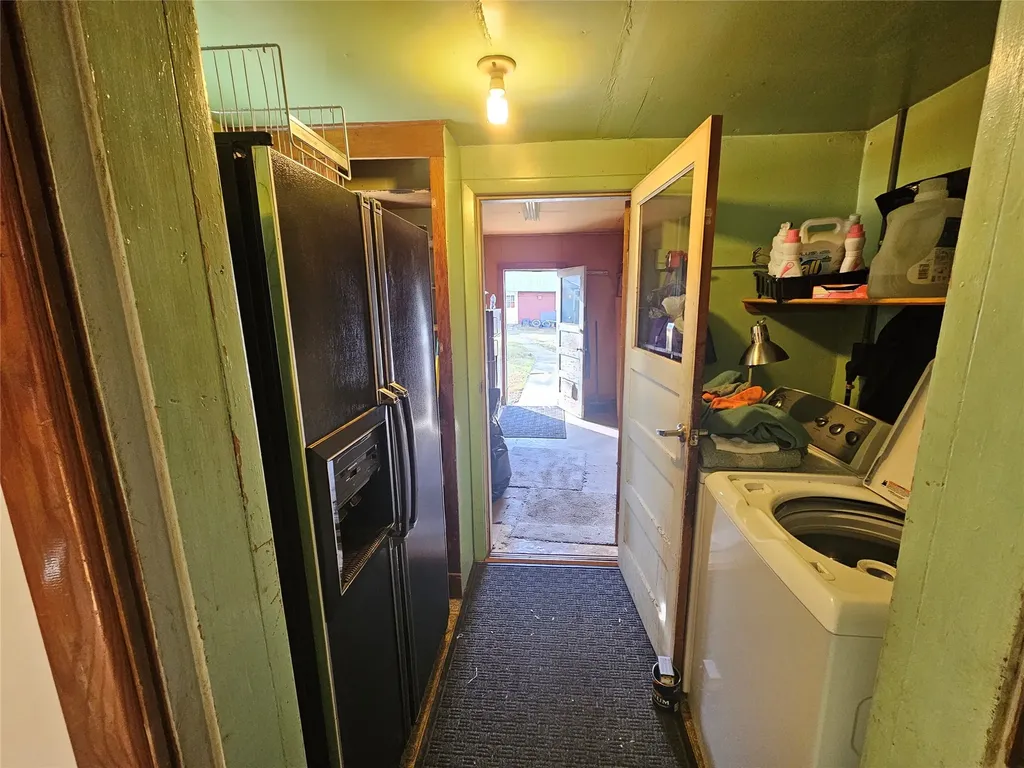 621 2nd Avenue S Hot Springs MT 59845
