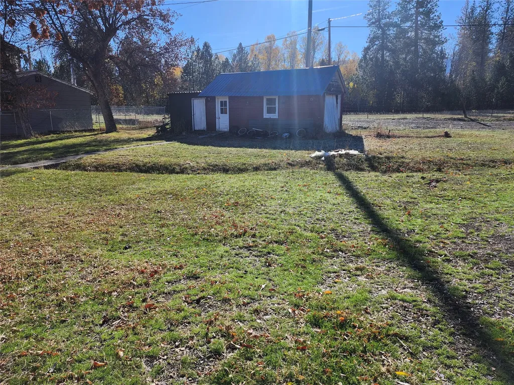 621 2nd Avenue S Hot Springs MT 59845