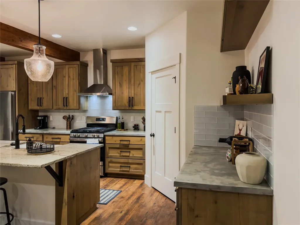 717 Icehouse Road Whitefish MT 59937