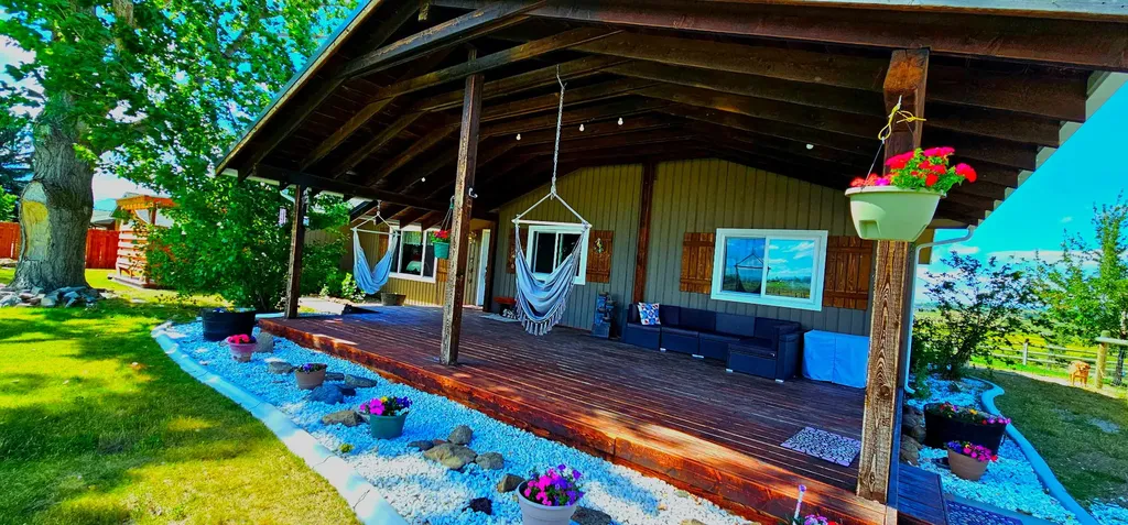 794 Mason Lane Corvallis MT 59828
