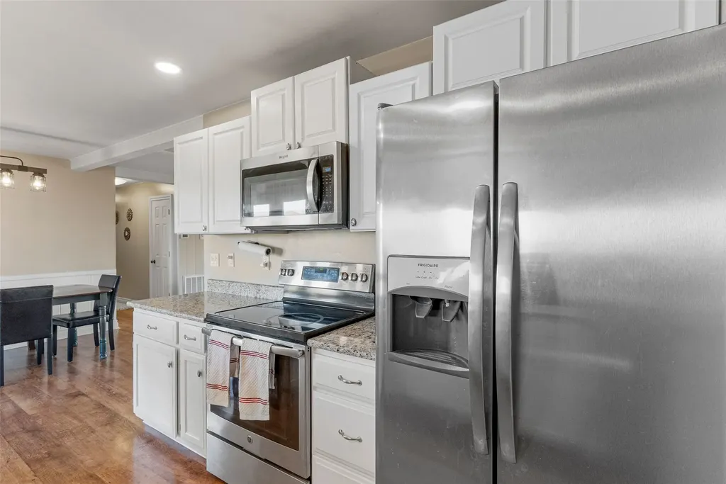 794 Mason Lane Corvallis MT 59828