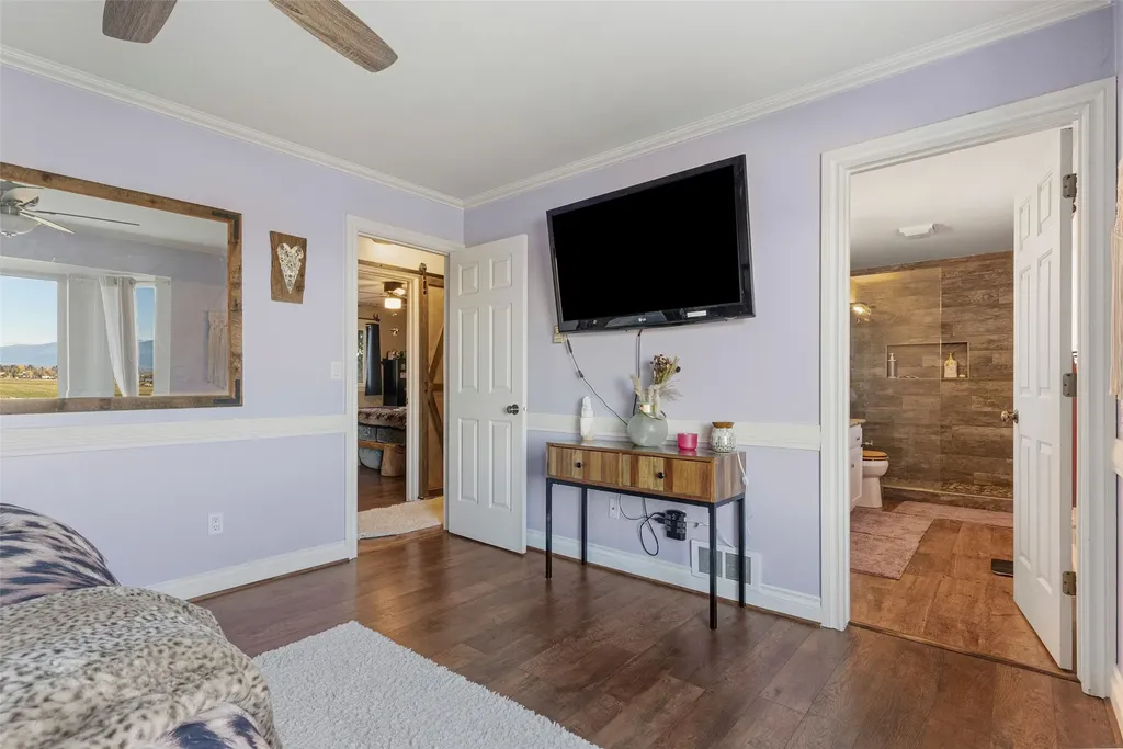 794 Mason Lane Corvallis MT 59828