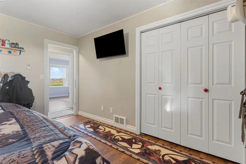 794 Mason Lane Corvallis MT 59828