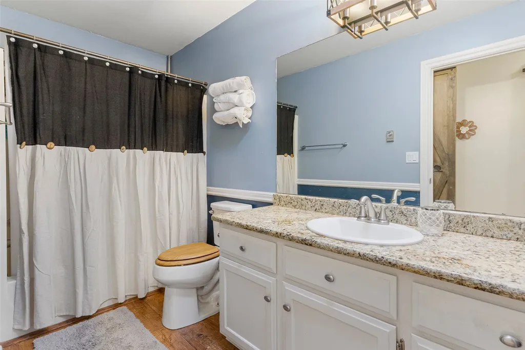 794 Mason Lane Corvallis MT 59828