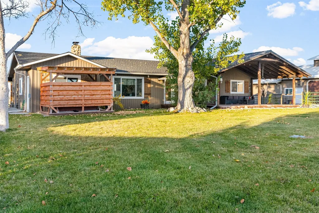 794 Mason Lane Corvallis MT 59828