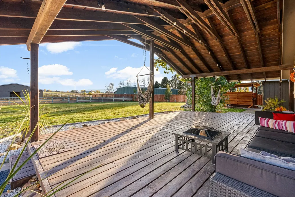 794 Mason Lane Corvallis MT 59828