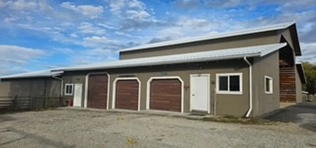 794 Mason Lane Corvallis MT 59828