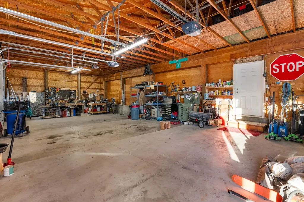 794 Mason Lane Corvallis MT 59828