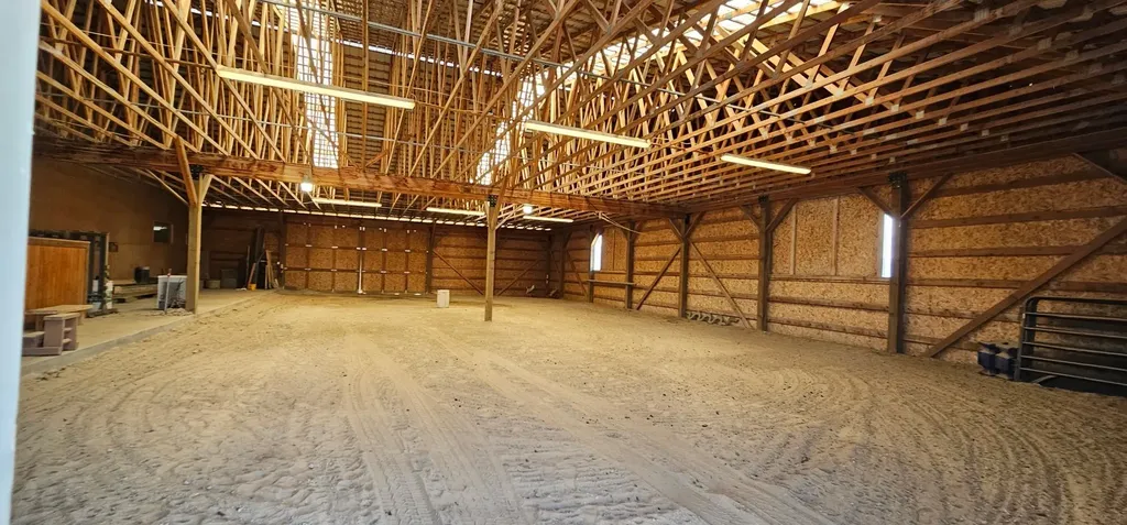 794 Mason Lane Corvallis MT 59828