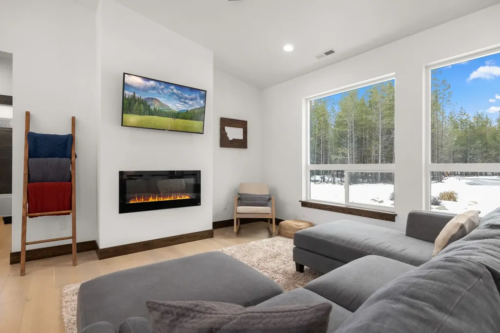 327 Lower Lost Prairie Road Marion MT 59925