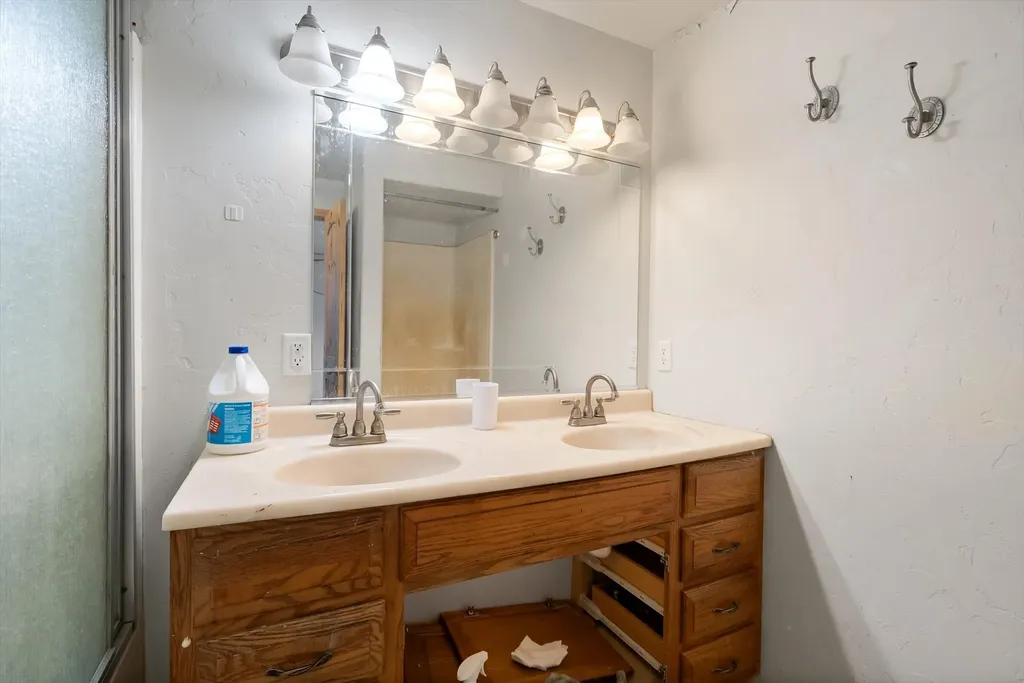 22251 Holy Cross Way Proctor MT 59929