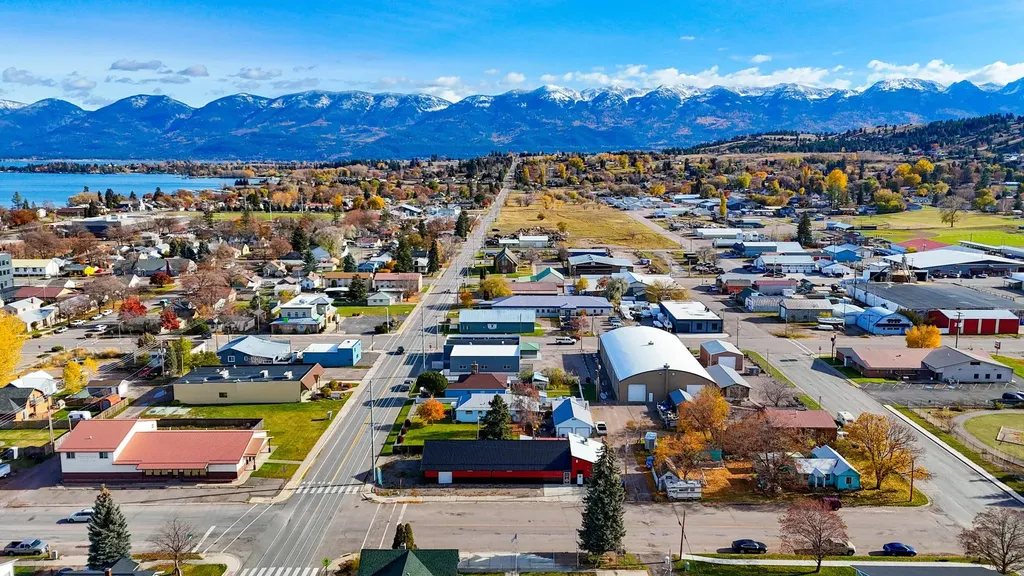 11 7th Avenue W Polson MT 59860