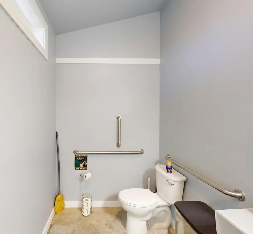 11 7th Avenue W Polson MT 59860