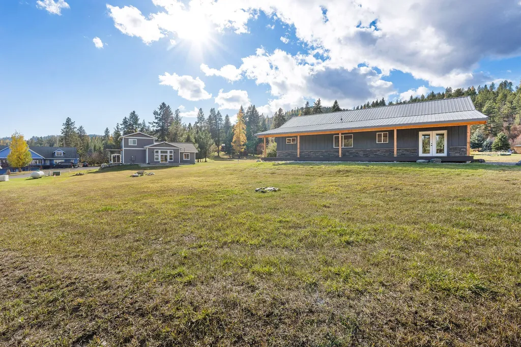 27 Bayview Drive Lakeside MT 59922