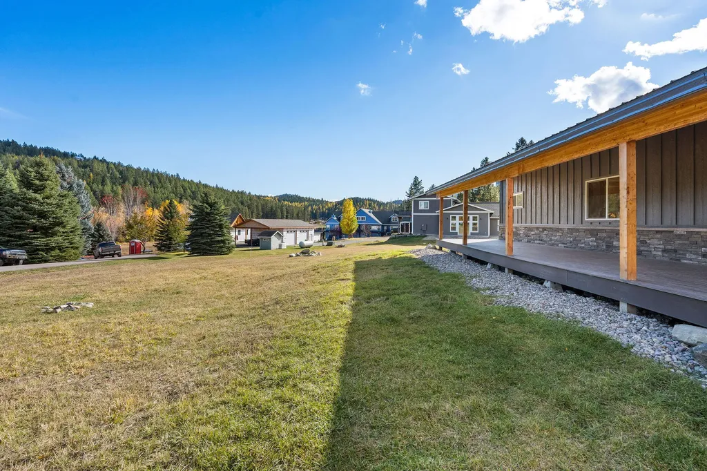 27 Bayview Drive Lakeside MT 59922