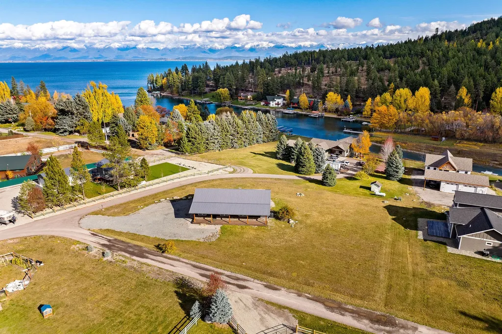 27 Bayview Drive Lakeside MT 59922