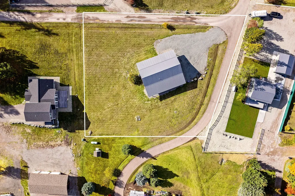 27 Bayview Drive Lakeside MT 59922
