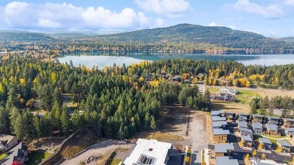 433 E Marina Crest Lane Whitefish MT 59937