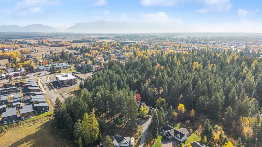 433 E Marina Crest Lane Whitefish MT 59937