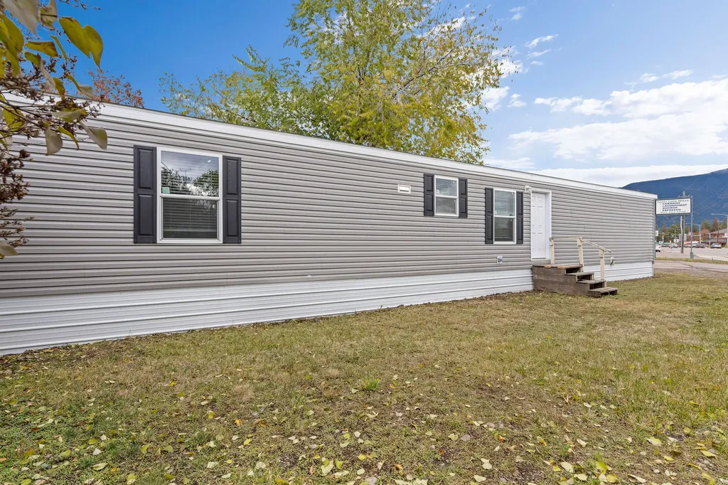 809 9th Street W Columbia Falls MT 59912