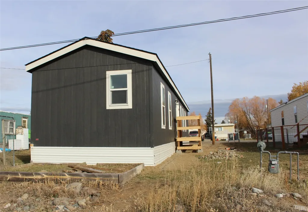 306 S Adams Street Boulder MT 59632
