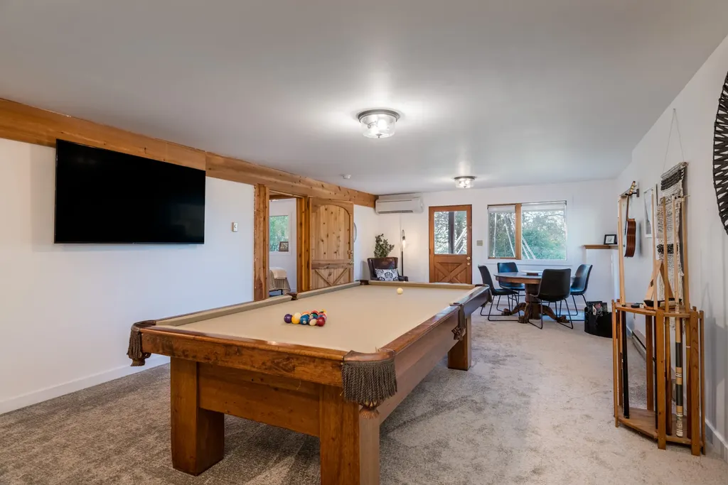 38712 Saint Marys Lake Road St Ignatius MT 59865