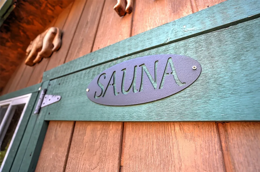 38712 Saint Marys Lake Road St Ignatius MT 59865