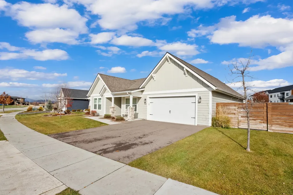133 Silver Tip Trail Kalispell MT 59901