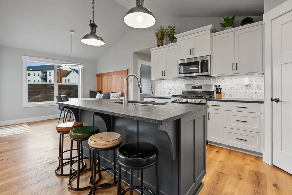 133 Silver Tip Trail Kalispell MT 59901