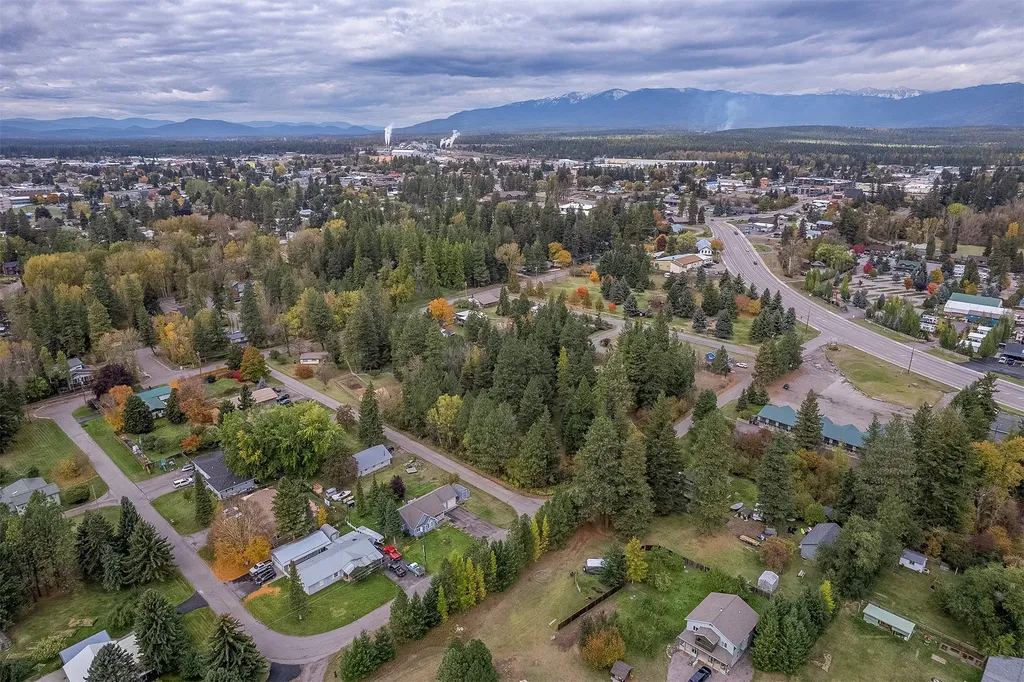 1327 1st Avenue E Columbia Falls MT 59912