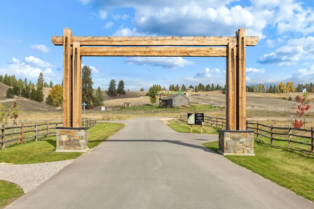 205 Barnwood Way Stevensville MT 59870