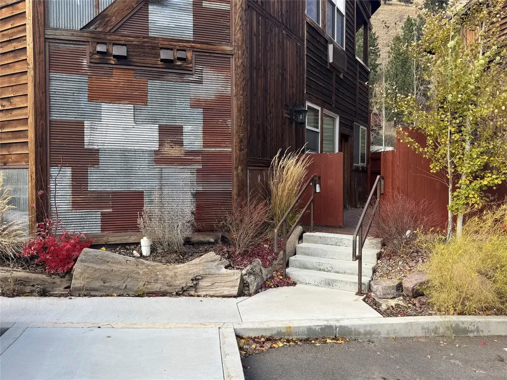 275 Jumbo Vista Way Missoula MT 59802