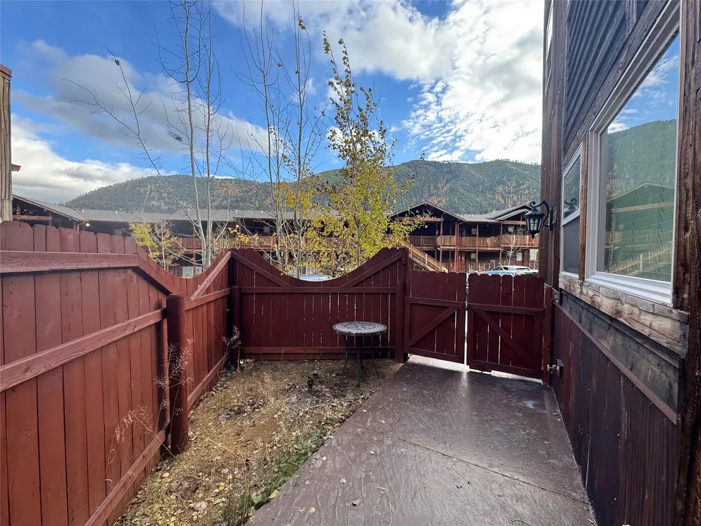 275 Jumbo Vista Way Missoula MT 59802