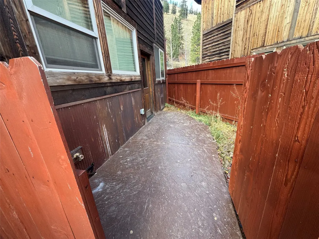 275 Jumbo Vista Way Missoula MT 59802