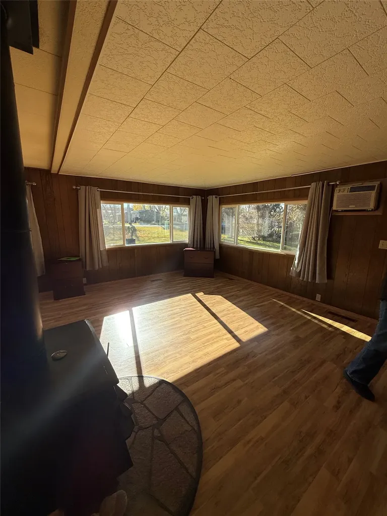 119 Columbus Avenue Dupuyer MT 59432