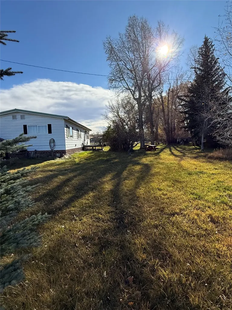 119 Columbus Avenue Dupuyer MT 59432