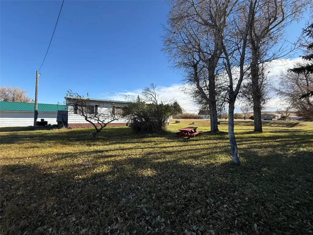 119 Columbus Avenue Dupuyer MT 59432