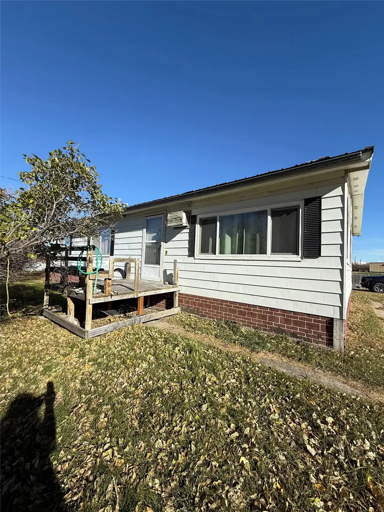 119 Columbus Avenue Dupuyer MT 59432