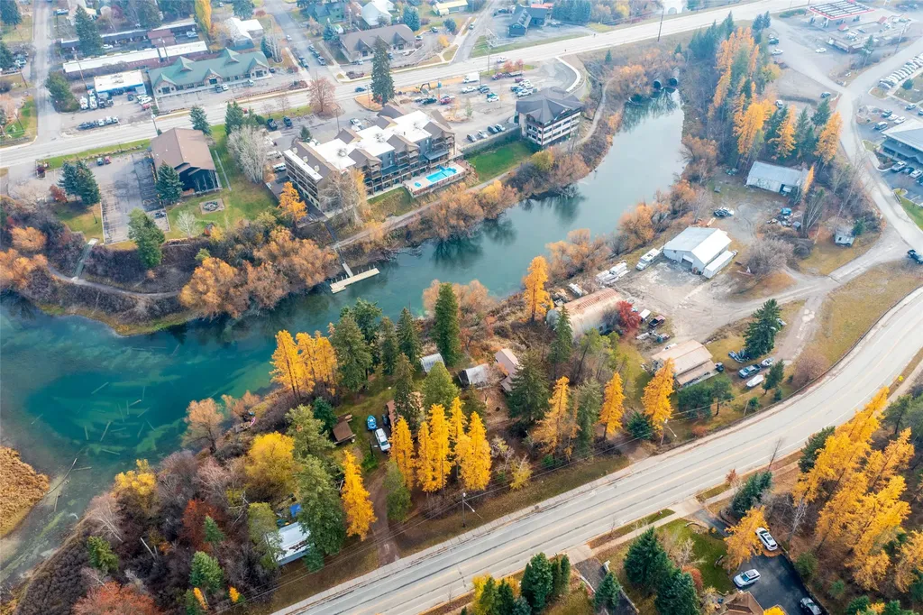 841, 845, 851 Baker Avenue Whitefish MT 59937