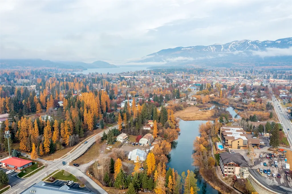 841, 845, 851 Baker Avenue Whitefish MT 59937