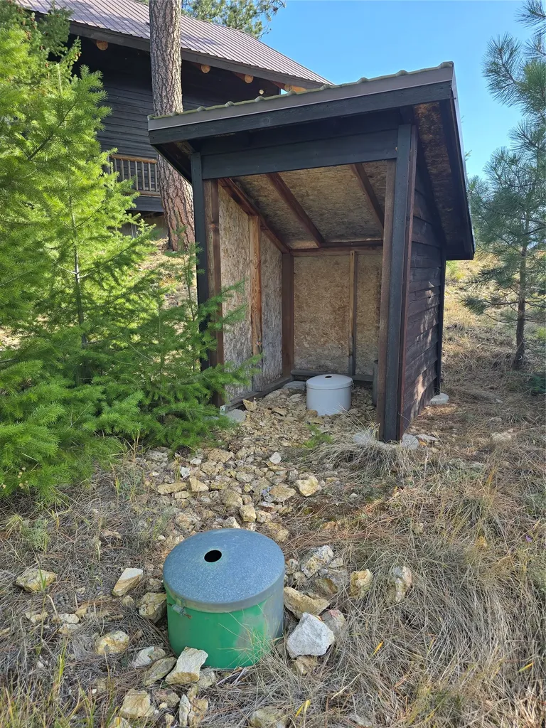 Nhn Baker Trail Road Darby MT 59829