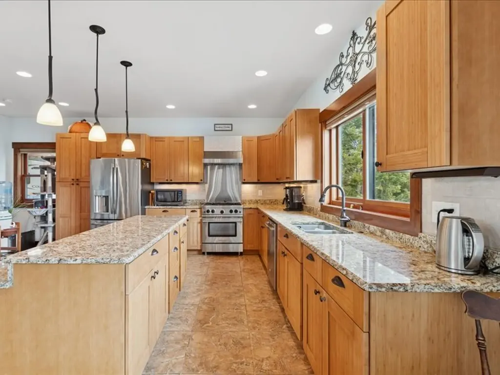 380 Political Hill Road Lakeside MT 59922