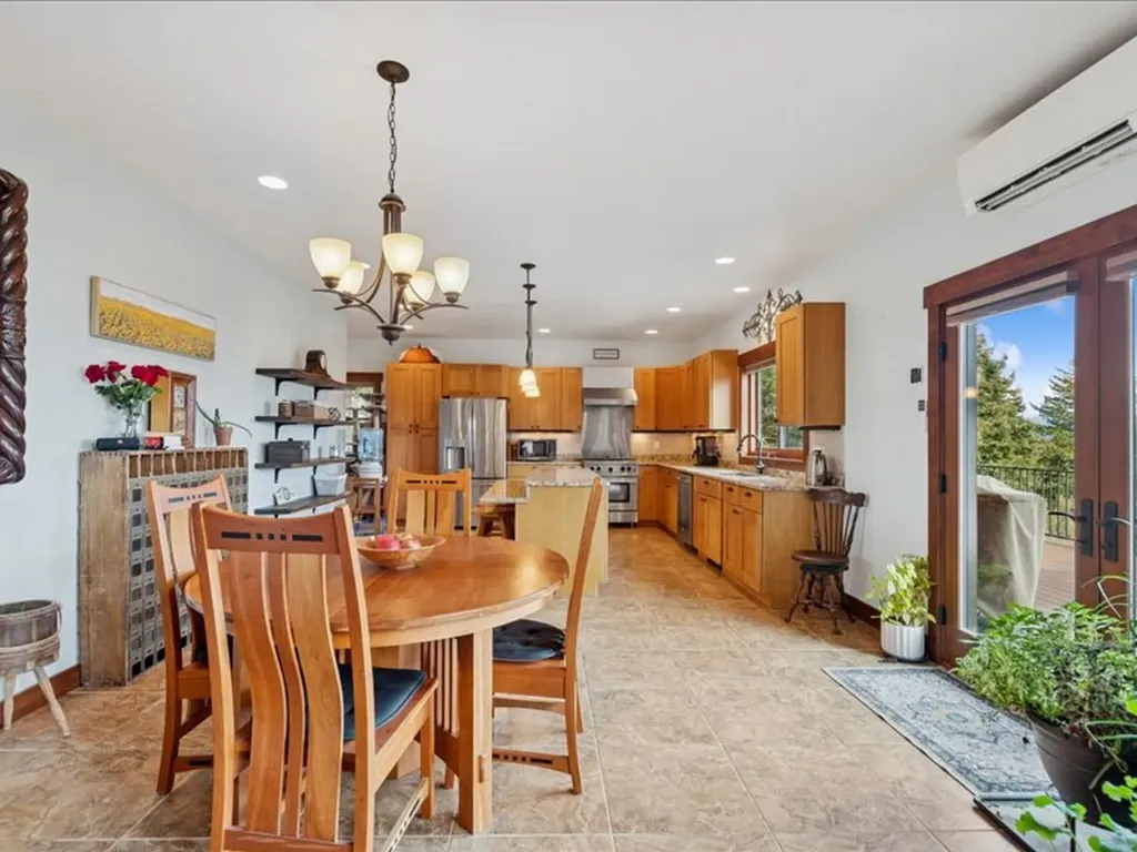 380 Political Hill Road Lakeside MT 59922