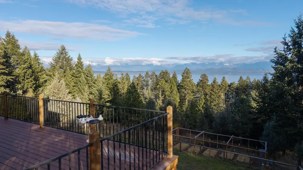 380 Political Hill Road Lakeside MT 59922