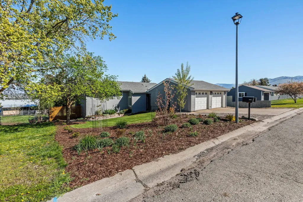 2240 E Vista Drive Missoula MT 59803