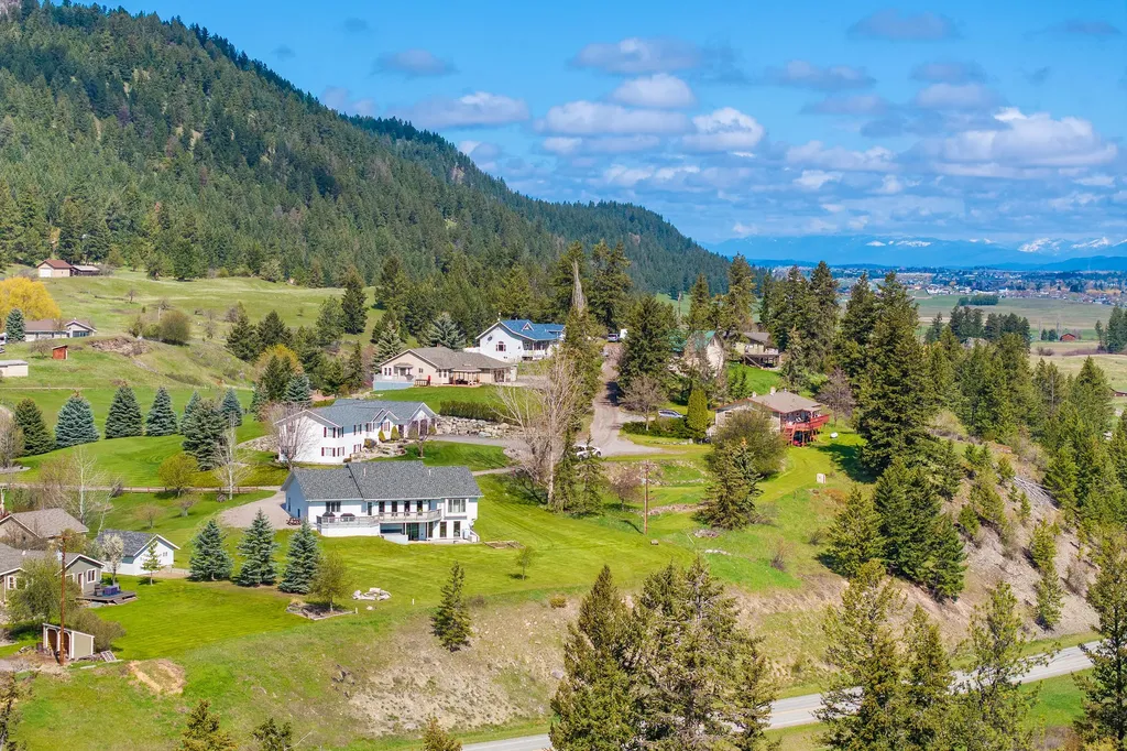 44 Knapp Lane Kalispell MT 59901